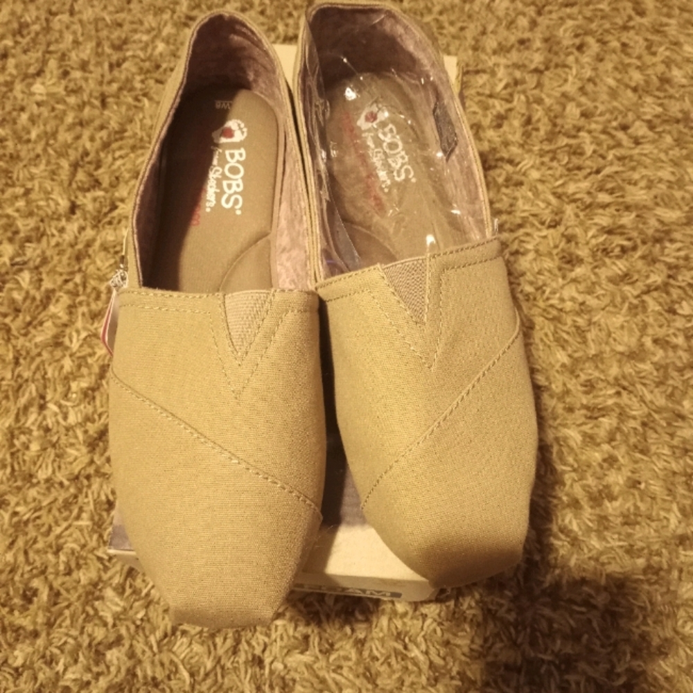 BOBS BY Skechers